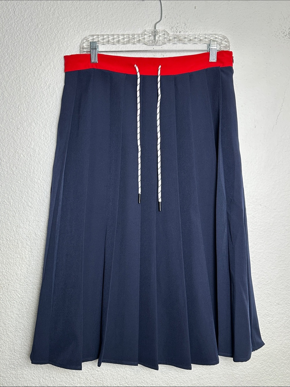 NEW Pleated Midi Skirt Navy Red Pockets Athleisure Travel Active USA Large